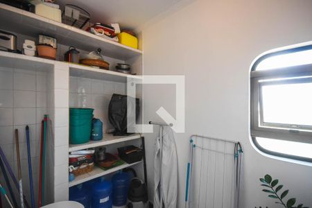 Apartamento à venda com 258m², 4 quartos e 8 vagasQuarto de serviço 2