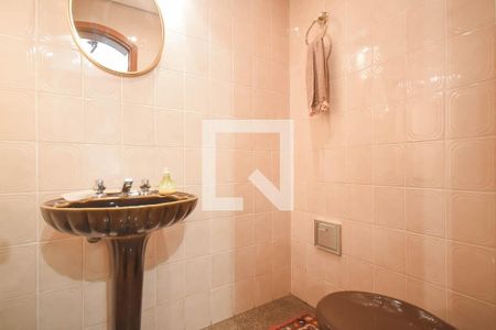 Apartamento à venda com 258m², 4 quartos e 8 vagasLavabo