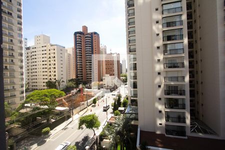 Vista de kitnet/studio para alugar com 1 quarto, 27m² em Vila Nova Conceição, São Paulo