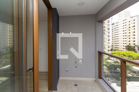 Studio para alugar com 27m², 1 quarto e sem vaga Studio para alugar com 27m², 1 quarto e sem vagaVaranda