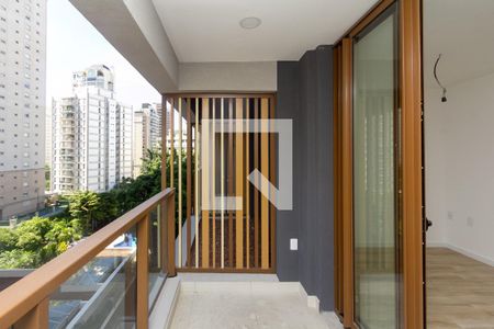 Varanda de kitnet/studio para alugar com 1 quarto, 27m² em Vila Nova Conceição, São Paulo