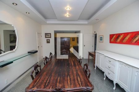 Apartamento para alugar com 288m², 3 quartos e 1 vagaSala de Jantar