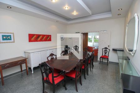 Apartamento para alugar com 288m², 3 quartos e 1 vagaSala de Jantar