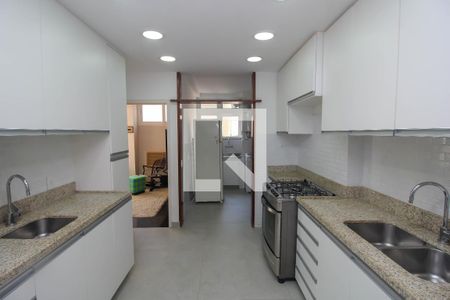 Apartamento para alugar com 288m², 3 quartos e 1 vagaCozinha - Armários