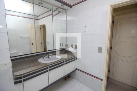 Apartamento para alugar com 288m², 3 quartos e 1 vagaBanheiro da Suíte