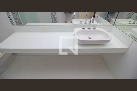 Apartamento para alugar com 288m², 3 quartos e 1 vagaBanheiro Social