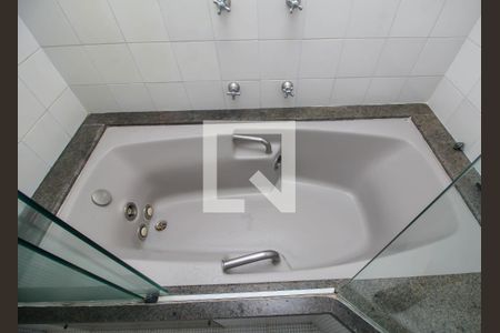 Apartamento para alugar com 288m², 3 quartos e 1 vagaBanheiro da Suíte