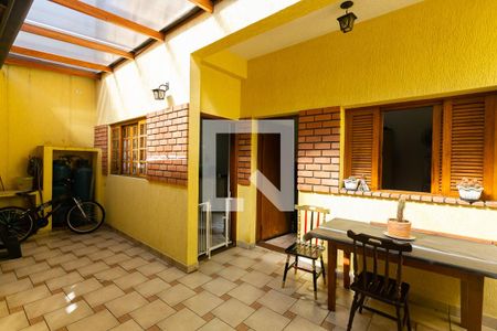 Casa à venda com 350m², 4 quartos e 2 vagasQuintal