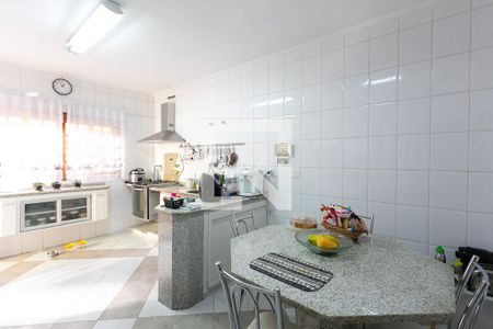 Casa à venda com 350m², 4 quartos e 2 vagasCozinha