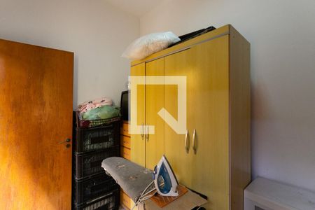 Casa à venda com 350m², 4 quartos e 2 vagasQuarto de Serviço