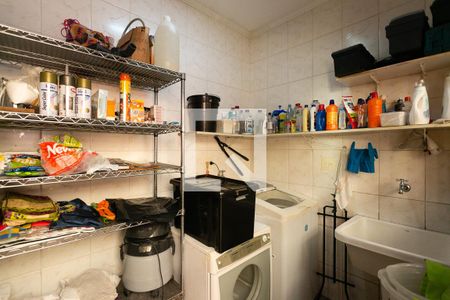 Casa à venda com 350m², 4 quartos e 2 vagasÁrea de Serviço