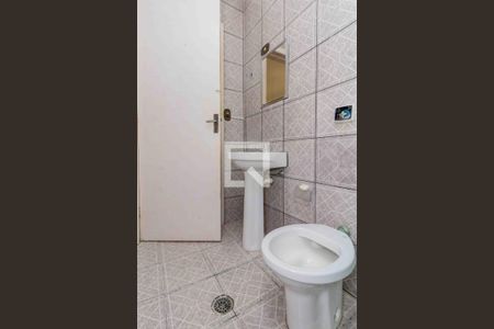 Casa à venda com 170m², 3 quartos e 1 vaga Casa à venda com 170m², 3 quartos e 1 vagaBanheiro 2