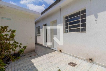 Casa à venda com 170m², 3 quartos e 1 vaga Casa à venda com 170m², 3 quartos e 1 vagaQuintal