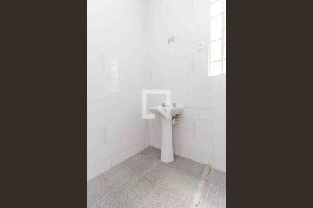 Casa à venda com 170m², 3 quartos e 1 vaga Casa à venda com 170m², 3 quartos e 1 vagaBanheiro 1