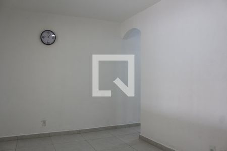 Sala de casa para alugar com 2 quartos, 70m² em Jardim Danfer, São Paulo