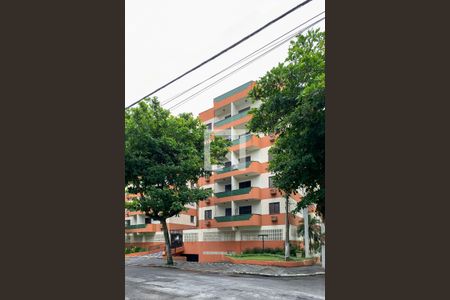 Apartamento para alugar com 65m², 2 quartos e 1 vaga Apartamento para alugar com 65m², 2 quartos e 1 vagaFachada