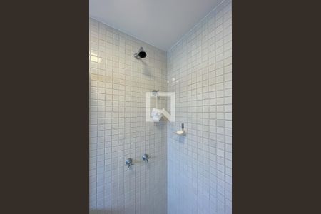 Apartamento à venda com 143m², 3 quartos e 2 vagas Apartamento à venda com 143m², 3 quartos e 2 vagasBanheiro social 2