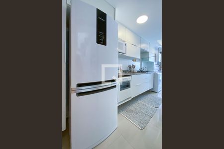 Apartamento à venda com 143m², 3 quartos e 2 vagas Apartamento à venda com 143m², 3 quartos e 2 vagasCozinha