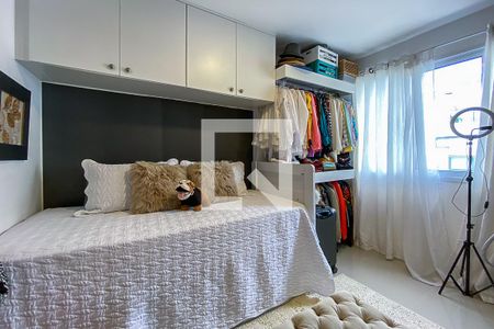 Apartamento à venda com 143m², 3 quartos e 2 vagas Apartamento à venda com 143m², 3 quartos e 2 vagasQuarto 1