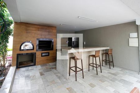 Apartamento à venda com 143m², 3 quartos e 2 vagas Apartamento à venda com 143m², 3 quartos e 2 vagasÁrea comum - churrasqueira