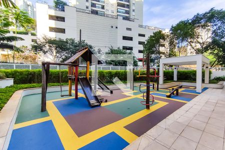Apartamento à venda com 106m², 2 quartos e 2 vagas Apartamento à venda com 106m², 2 quartos e 2 vagasÁrea Comum - Playground