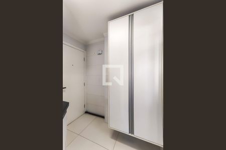 Apartamento à venda com 106m², 2 quartos e 2 vagas Apartamento à venda com 106m², 2 quartos e 2 vagasÁrea de Serviço