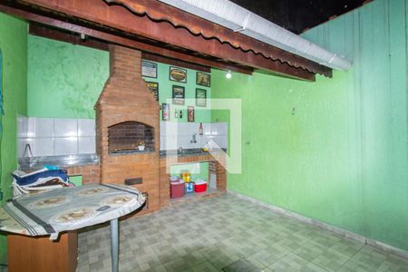 Casa à venda com 100m², 4 quartos e 2 vagas Casa à venda com 100m², 4 quartos e 2 vagasÁrea de Serviço