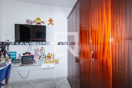 Casa à venda com 100m², 4 quartos e 2 vagas Casa à venda com 100m², 4 quartos e 2 vagasQuarto 2