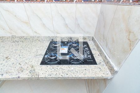 Detalhe da cozinha de casa para alugar com 1 quarto, 50m² em Vaz Lobo, Rio de Janeiro