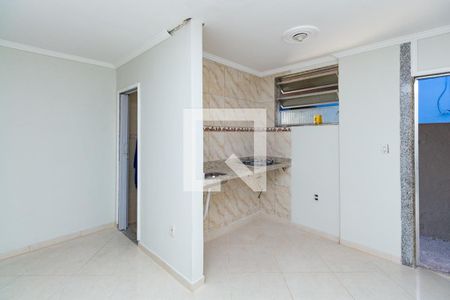 Sala e cozinha de casa para alugar com 1 quarto, 50m² em Vaz Lobo, Rio de Janeiro