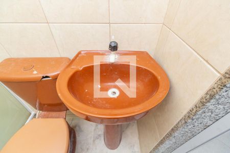 Casa para alugar com 50m², 1 quarto e sem vagaDetalhe do banheiro