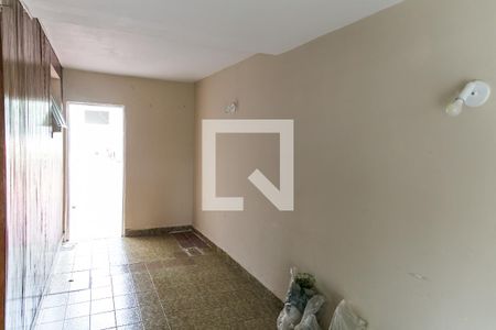 Casa para alugar com 110m², 4 quartos e 2 vagasHall