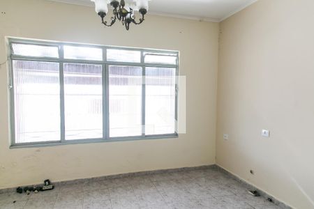 Sala   de casa para alugar com 4 quartos, 110m² em Parque Vitoria, São Paulo