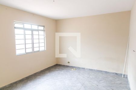 Quarto 1   de casa para alugar com 4 quartos, 110m² em Parque Vitoria, São Paulo