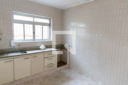 Casa para alugar com 110m², 4 quartos e 2 vagasCozinha