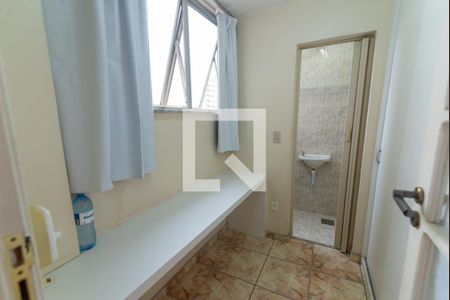 Apartamento à venda com 76m², 2 quartos e 1 vagaQuarto de Serviço