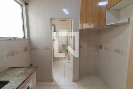 Apartamento à venda com 76m², 2 quartos e 1 vagaCozinha
