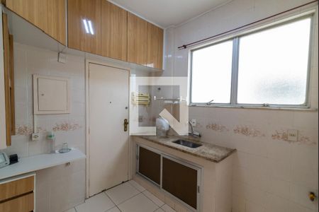 Apartamento à venda com 76m², 2 quartos e 1 vagaCozinha