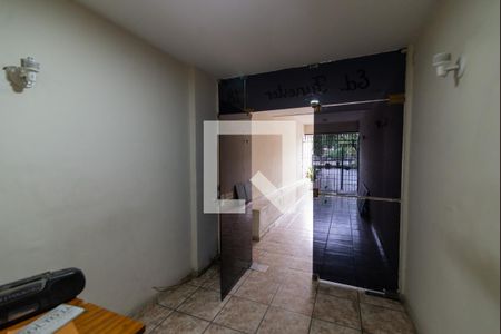 Apartamento à venda com 76m², 2 quartos e 1 vagaHall