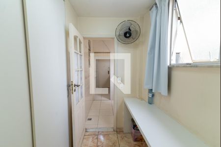 Apartamento à venda com 76m², 2 quartos e 1 vagaQuarto de Serviço