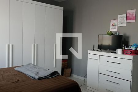 Quarto de casa à venda com 3 quartos, 222m² em Parque Paineiras, São Paulo