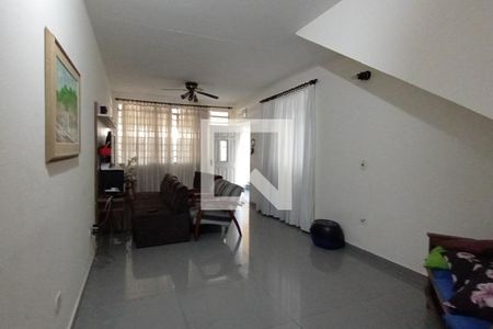 Sala de casa à venda com 3 quartos, 222m² em Parque Paineiras, São Paulo