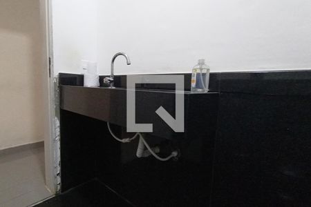 Lavabo de casa à venda com 3 quartos, 222m² em Parque Paineiras, São Paulo