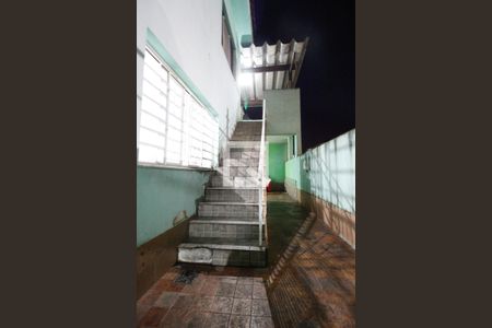 Casa à venda com 380m², 3 quartos e 3 vagasEscada