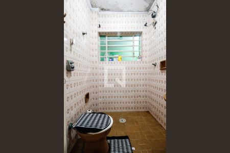 Casa à venda com 380m², 3 quartos e 3 vagasBanheiro 1