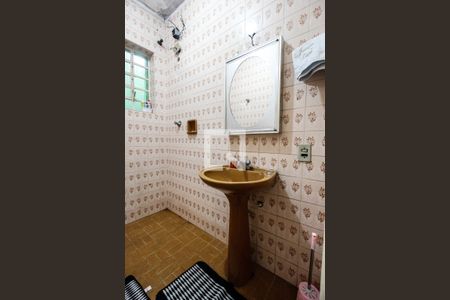 Casa à venda com 380m², 3 quartos e 3 vagasBanheiro 1