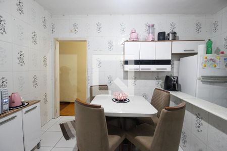 Casa à venda com 380m², 3 quartos e 3 vagasCozinha