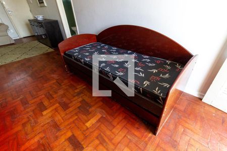 Detalhe da sala de apartamento para alugar com 1 quarto, 58m² em Ocian, Praia Grande