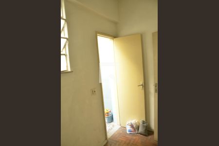 Apartamento para alugar com 85m², 2 quartos e sem vagaQuarto de Serviço