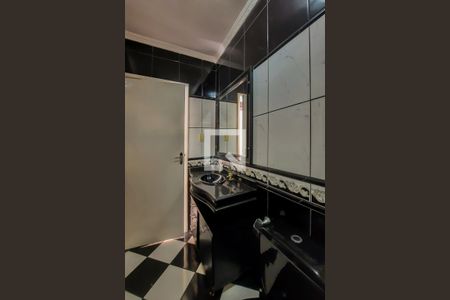 Casa à venda com 190m², 3 quartos e 3 vagas Casa à venda com 190m², 3 quartos e 3 vagasBanheiro da Suíte 2